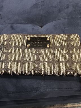 kate spade Black and Gold Signature Heart Jacquard Wallet